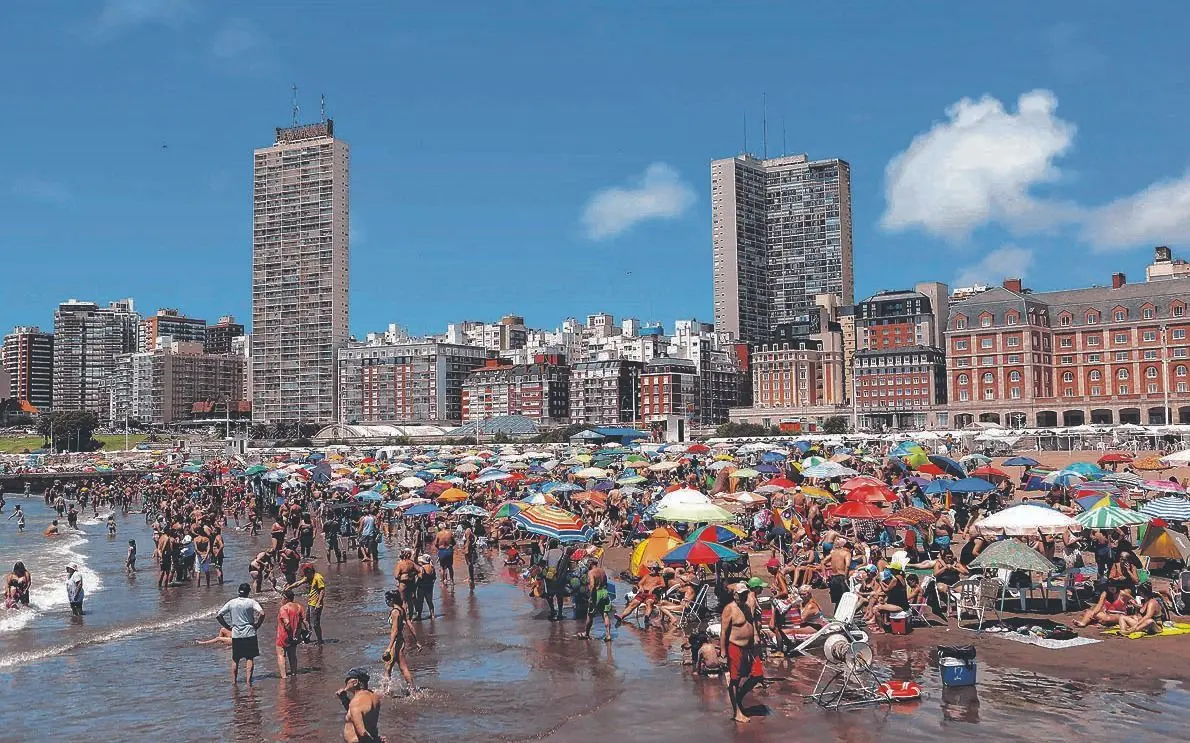 <b>Cambio Climático y Turismo en Mar del Plata: Un Futuro Incierto</b> - Cómo afecta el cambio climático en Mar del Plata climático y turismo mar del plata - Cómo afecta el cambio climático en Mar del Plata