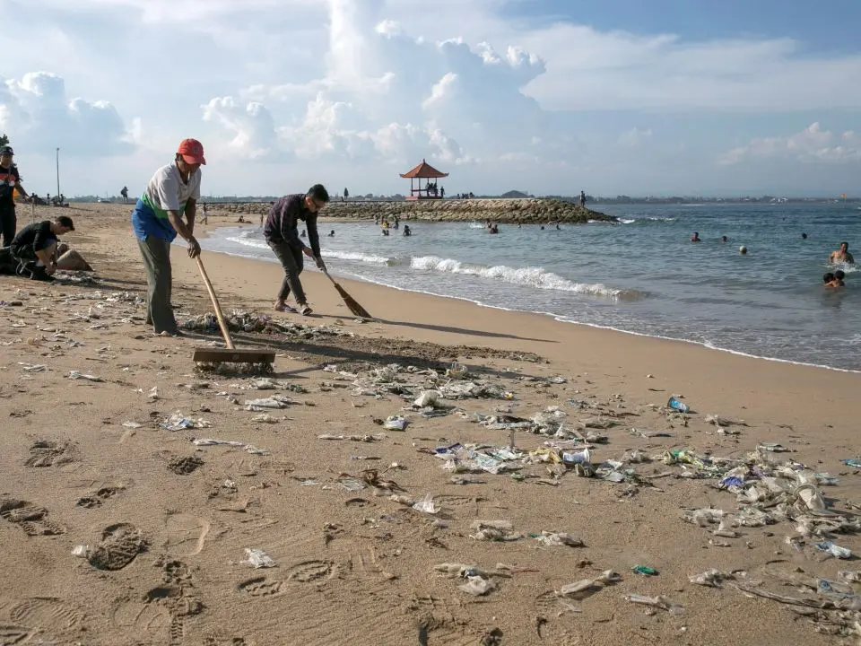 como el plastico afecta el turismo - Cómo afecta el plástico al turismo