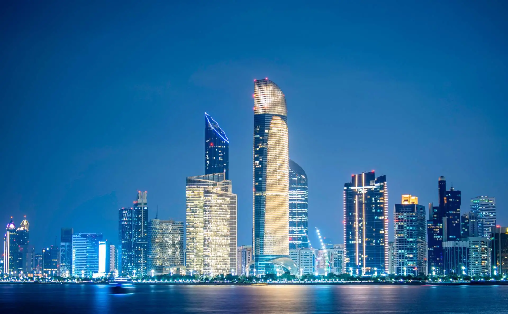 <b>Turismo en Abu Dhabi para mujeres: Guía completa</b> - Cómo de seguro es Abu Dhabi abu dhabi turismo mujer - Cómo de seguro es Abu Dhabi