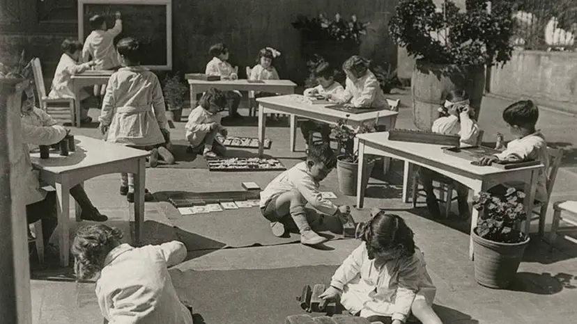 Historia y Evolución del Pupitre Escolar: Un Viaje a través del Tiempo - Cómo eran los pupitres de antes turismo en poitre - Cómo eran los pupitres de antes