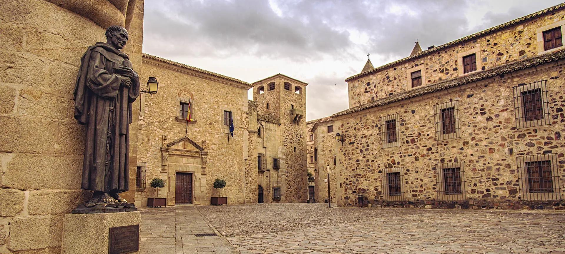 Oficina de Turismo de Cáceres: Visitas Guiadas y Qué Ver - Cómo es conocida Cáceres oficina de turismo de caceres visitas guiadas - Cómo es conocida Cáceres