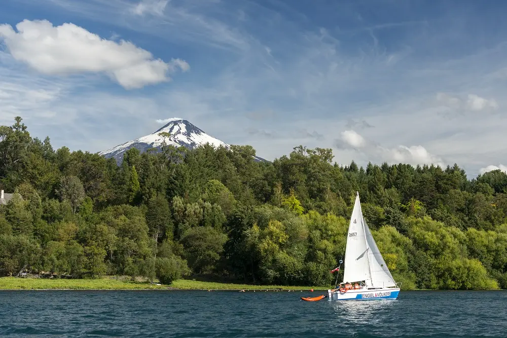 araucania lacustre turismo - Cómo es el paisaje de la Araucania
