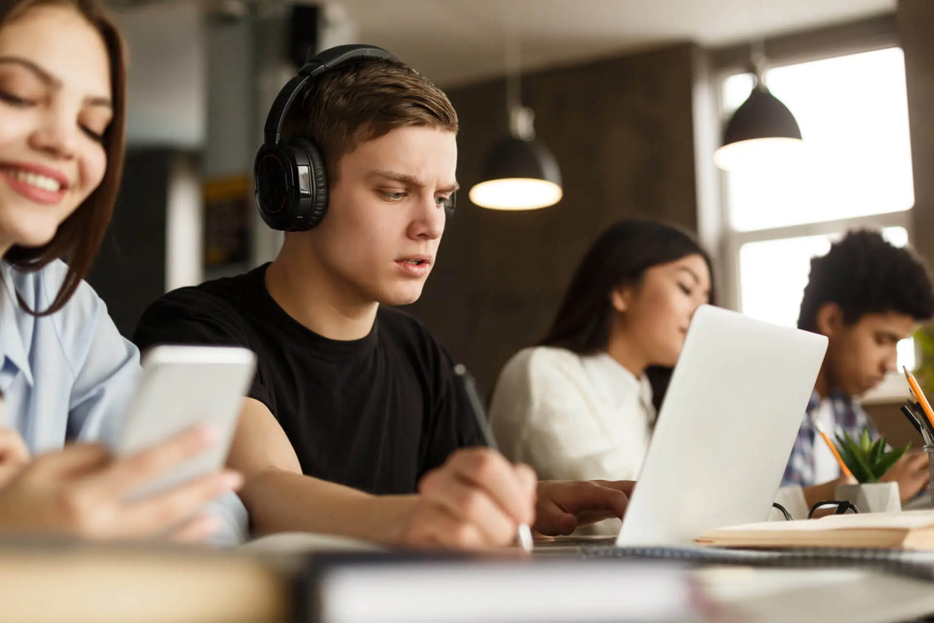 Requisitos para una Estudiante de Turismo USCAR VUSA - Cómo estudiar en Estados Unidos con visa de turista requisitos para una estudiante de turismo uscar vusa - Cómo estudiar en Estados Unidos con visa de turista