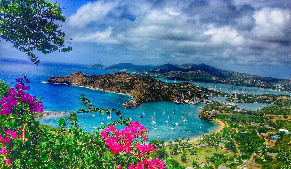 Cómo hacer turismo en Antigua y Barbuda: la guía definitiva para explorar el Caribe - Cómo llegar a Antigua y Barbuda como hacer turismo en barbuda y antigua el caribe - Cómo llegar a Antigua y Barbuda