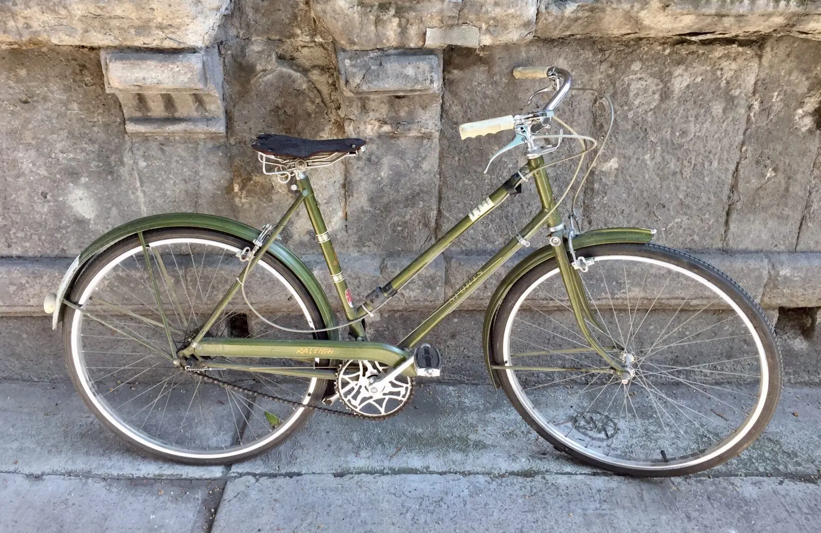 <b>Bicicletas Raleigh Turismo</b>: Una Historia Sobre Ruedas - Cómo saber si una bicicleta es de marca bicicleta raleigh turismo - Cómo saber si una bicicleta es de marca