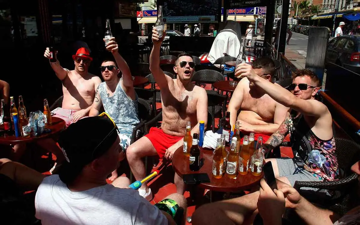 Turismo de Borrachera: Un Análisis del Fenómeno y sus Implicaciones - Cómo salir de la borrachera turismo de borrachera - Cómo salir de la borrachera