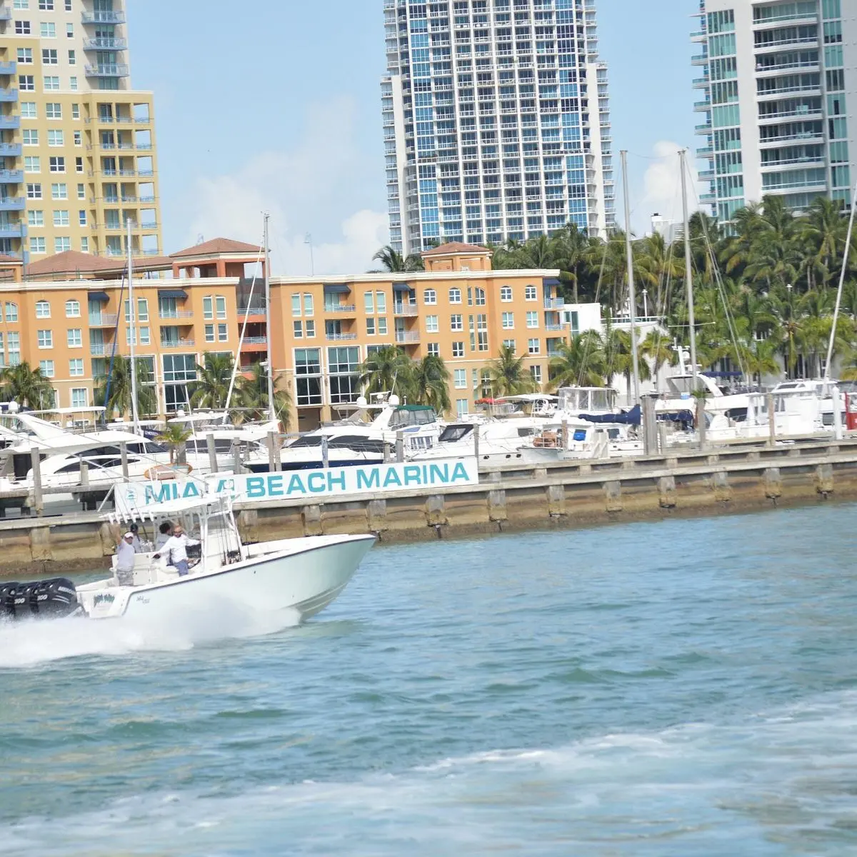 bus de turismo en miami - Cómo se llama el autobús gratis en Miami