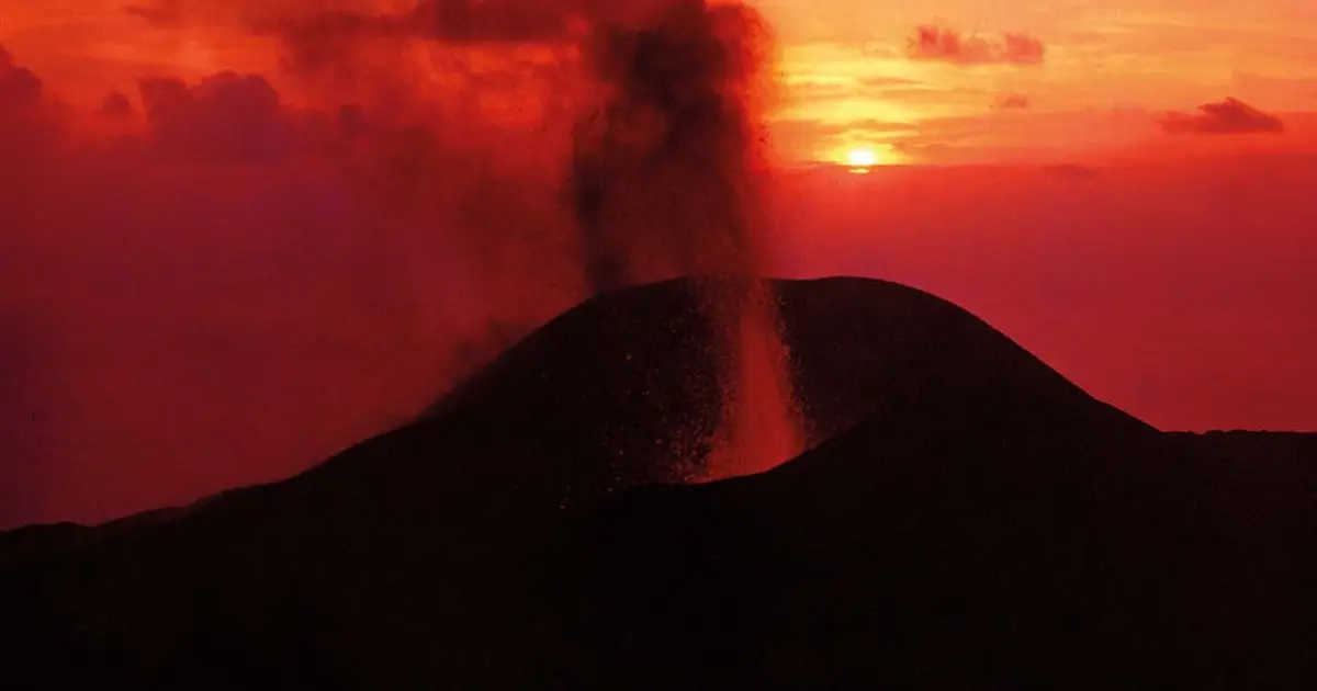 comop se llama el tipo de turismo que recorre volcanes - Cómo se llama el lugar donde se encuentran los volcanes