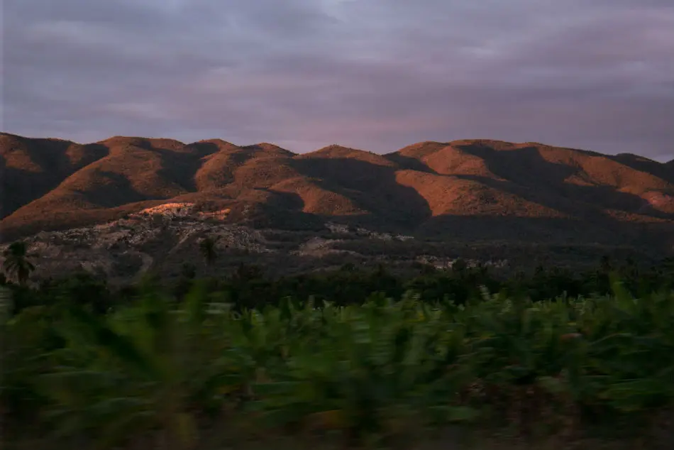 sierra de neiba turismo - Cómo se llama el parque de Neyba