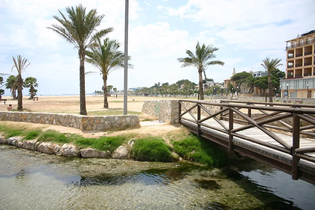 comarruga turismo - Cómo se llama la playa de Comarruga