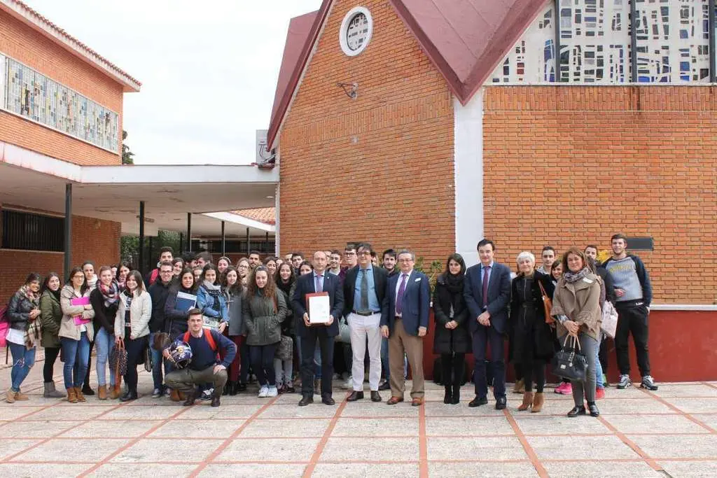 <b>Facultad de Estudios Empresariales y Turismo Cáceres:</b> Guía Completa - Cómo se llama la universidad de Caceres facultad de estudios empresariales y turismo caceres - Cómo se llama la universidad de Caceres