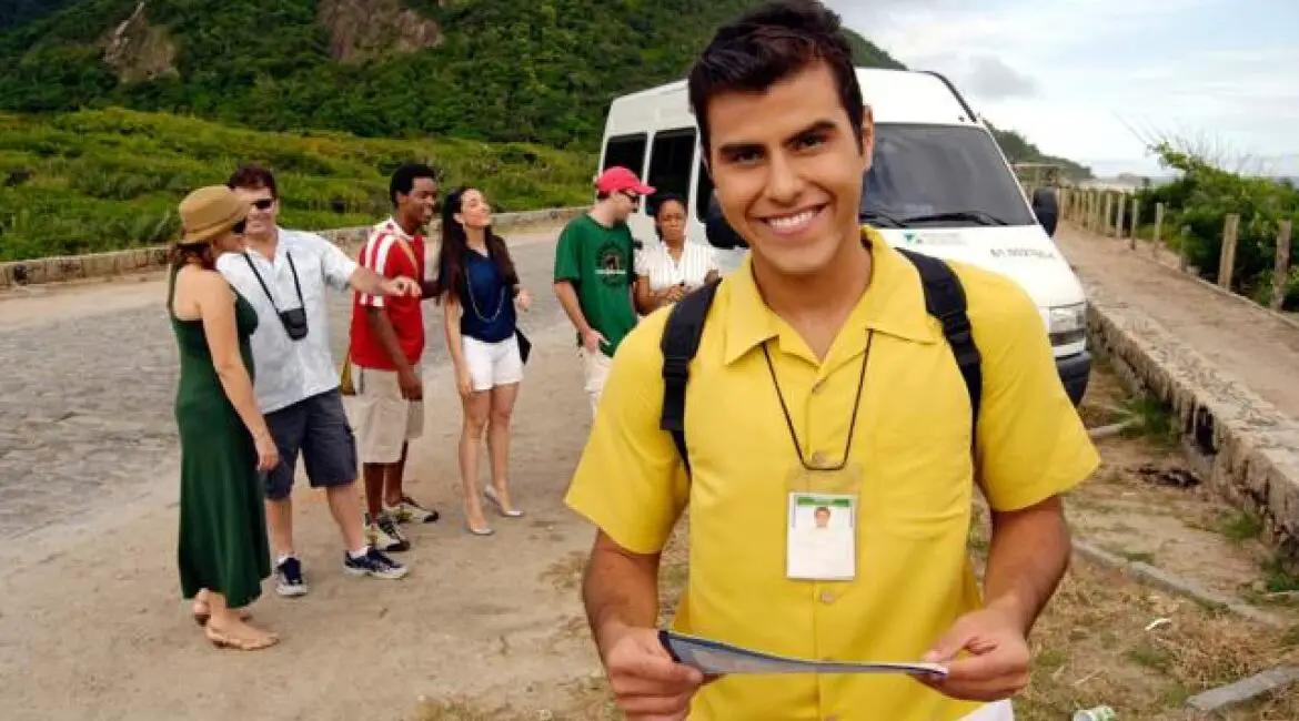 vestimenta guia de turismo - Cómo se viste una guía turística