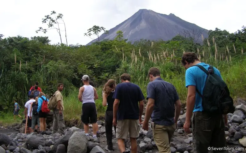 Volcán Arenal: Turismo y Experiencias Inolvidables - Cómo subir al Volcán Arenal volcan arenal turismo - Cómo subir al Volcán Arenal