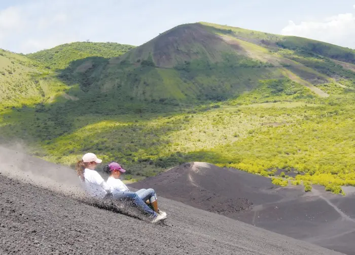 turismo volcanico en nicaragua - Cuál es el mejor volcán de Nicaragua