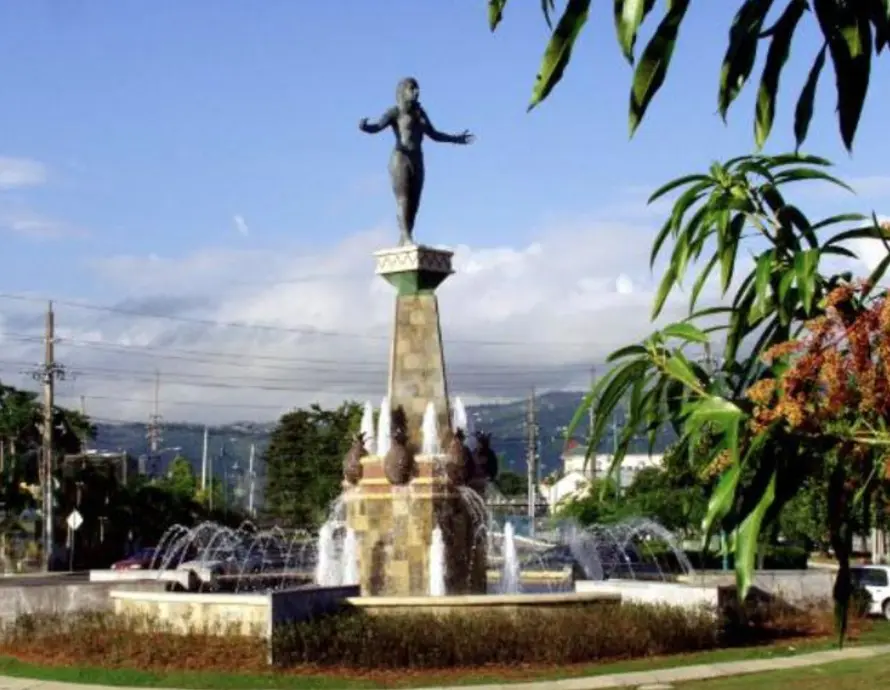 lo mas bisitado de puerto rico en turismo monumento puertoriqueño - Cuál es la escultura más famosa de Puerto Rico