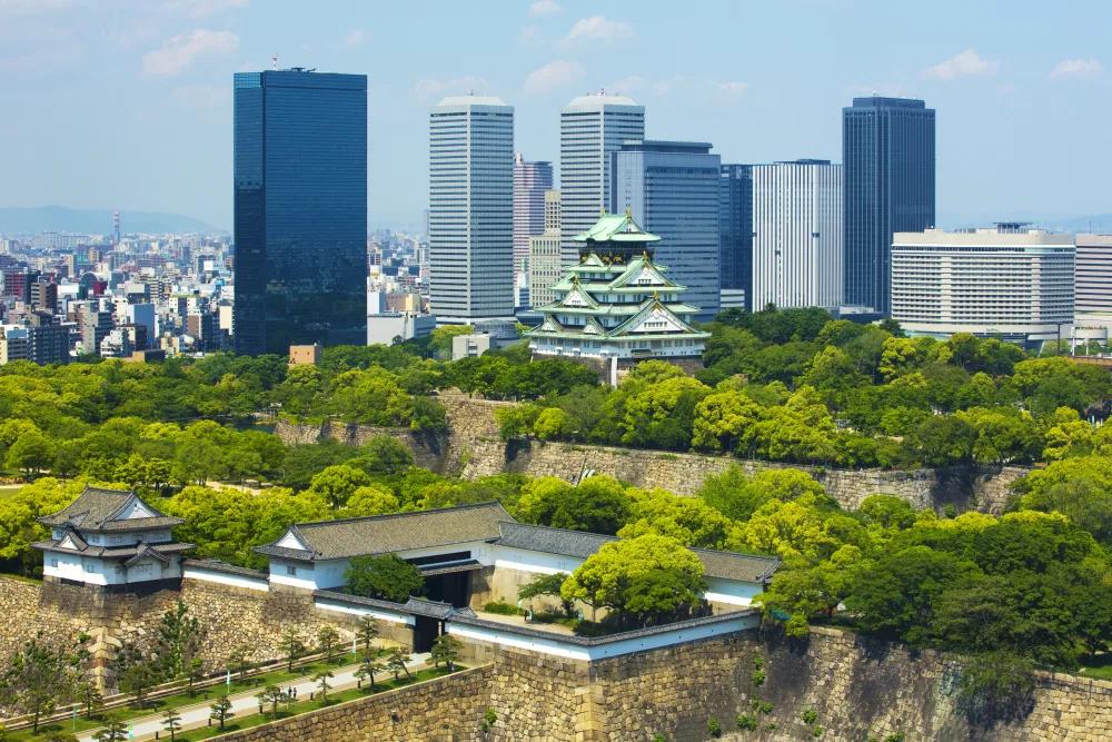 castillo de osaka turismo - Cuál es la historia del castillo de Osaka