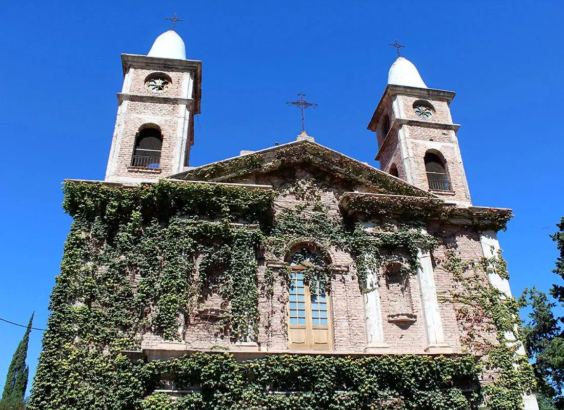 turismo religioso mendoza - Cuál es la iglesia más antigua de Mendoza