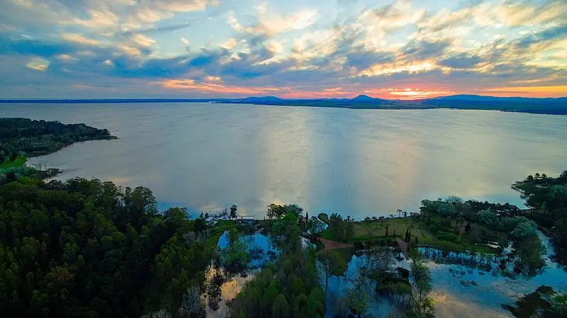 Laguna del Sauce: Un Paraíso Natural en Maldonado - Cuál es la importancia de la Laguna del Sauce imagen turismo laguna del sauce - Cuál es la importancia de la Laguna del Sauce