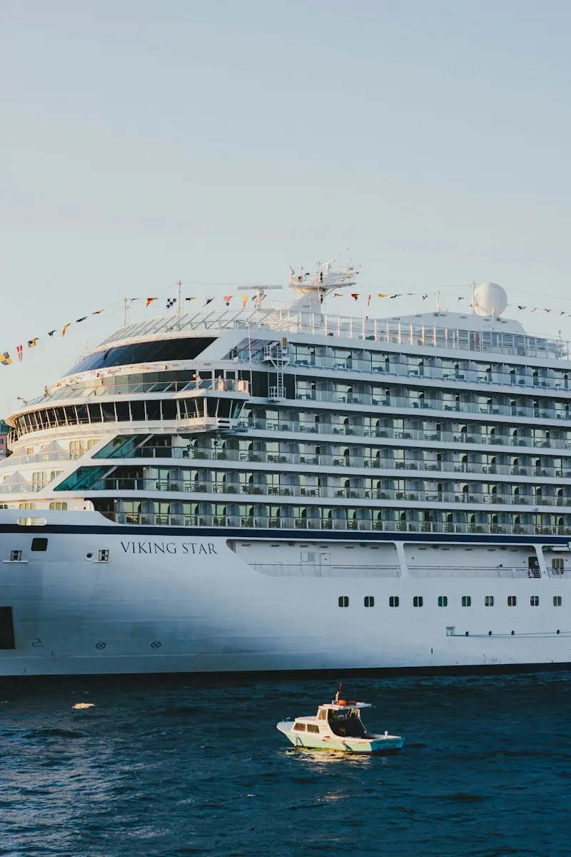 Los Cruceros Más Grandes del Mundo: Una Comparativa de Gigantes Flotantes - Cuál es la mejor línea de cruceros de 2024 grandes navios de turismo linea - Cuál es la mejor línea de cruceros de 2024