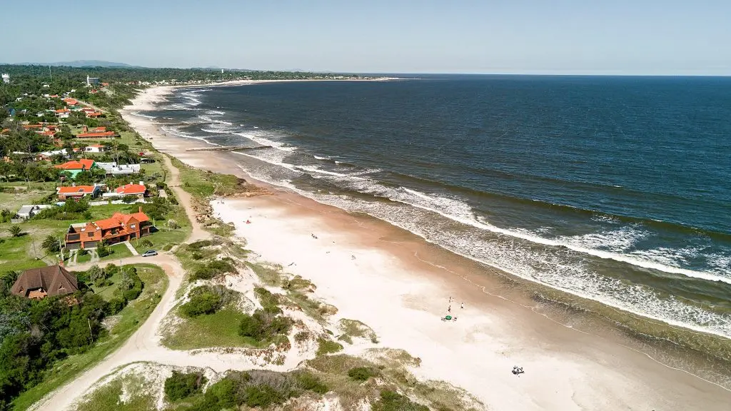 Descubre el Paraíso: Guía Completa de Turismo en la Costa de Oro - Cuál es la mejor playa de la costa de Oro turismo costa de oro - Cuál es la mejor playa de la costa de Oro