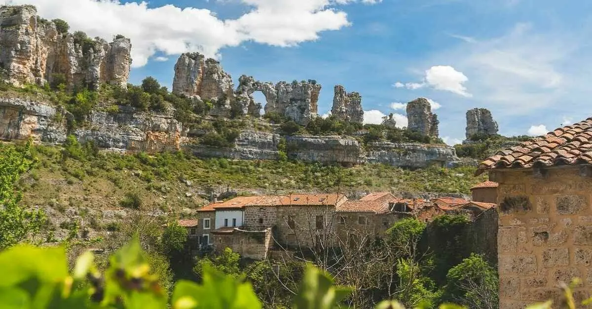 Orbaneja del Castillo: La Joya Escondida de Burgos - Cuándo es mejor visitar Orbaneja del Castillo turismo orbaneja del castillo - Cuándo es mejor visitar Orbaneja del Castillo