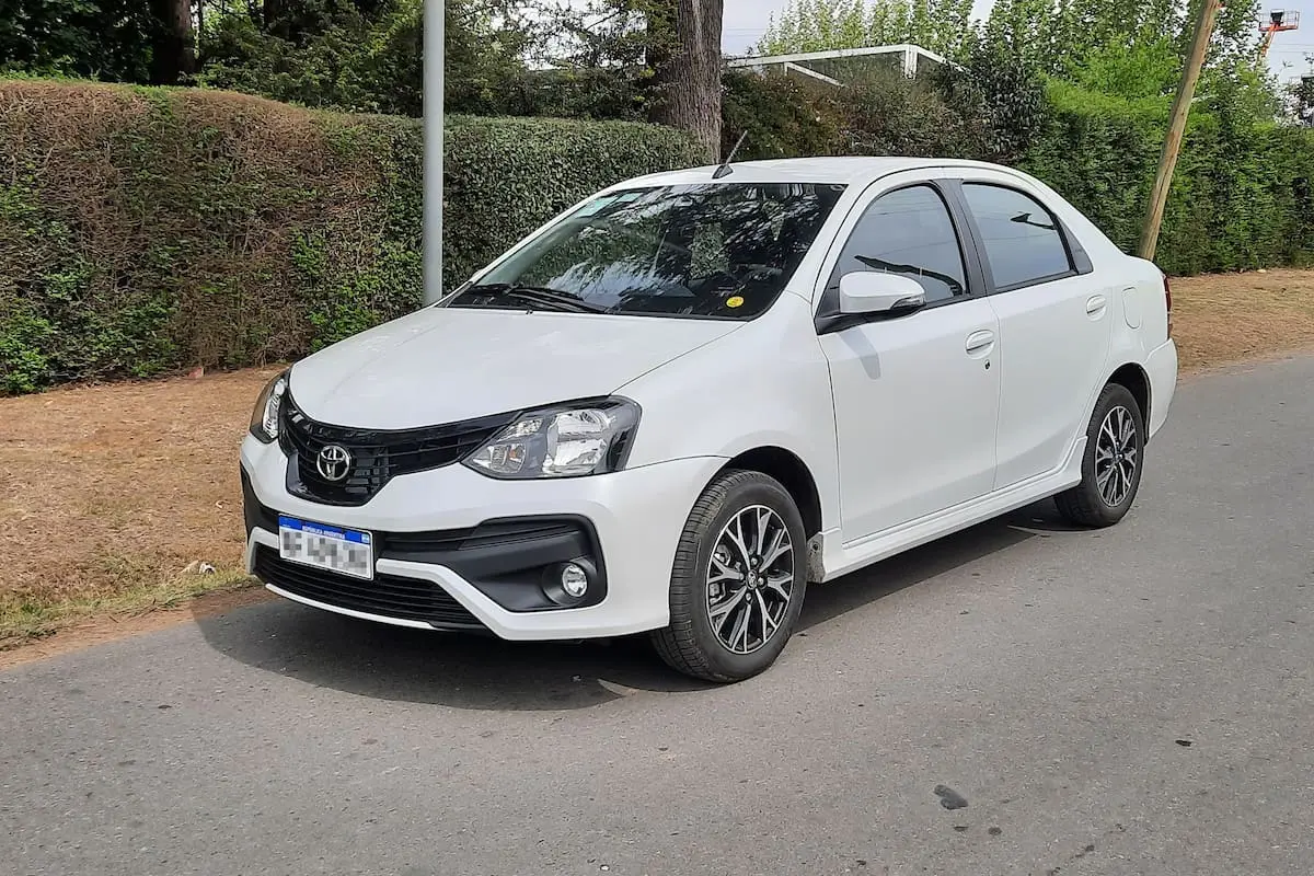 <b>Renault Clio</b>: Análisis Exhaustivo del Interior y sus Versiones - Cuándo se dejó de fabricar el Renault Clio renault clio turismo nacional - Cuándo se dejó de fabricar el Renault Clio