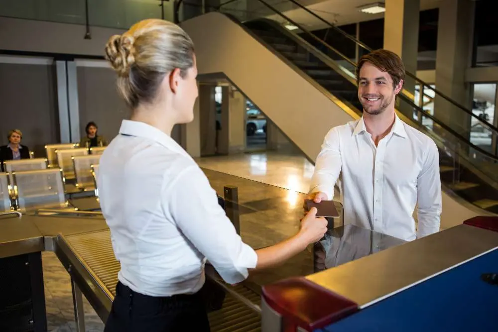 Definición de Check-in en Turismo: Guía Completa - Cuándo se hace un check-in definicion de check in en turismo - Cuándo se hace un check-in