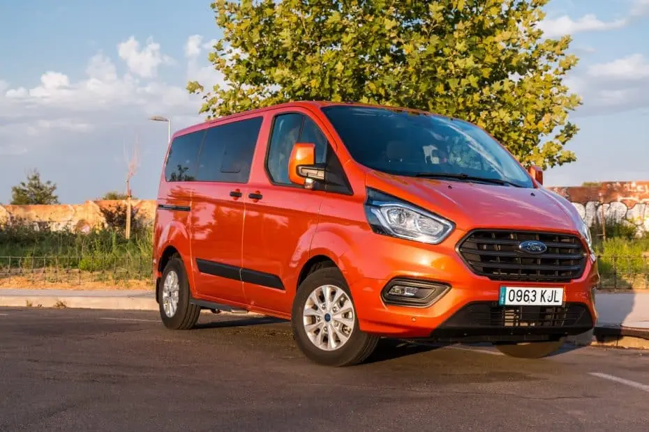 Ford Transit Custom Turismo: Guía Completa de Interior y Precio - Cuánto consume una Ford Transit Custom ford transit custom turismo - Cuánto consume una Ford Transit Custom
