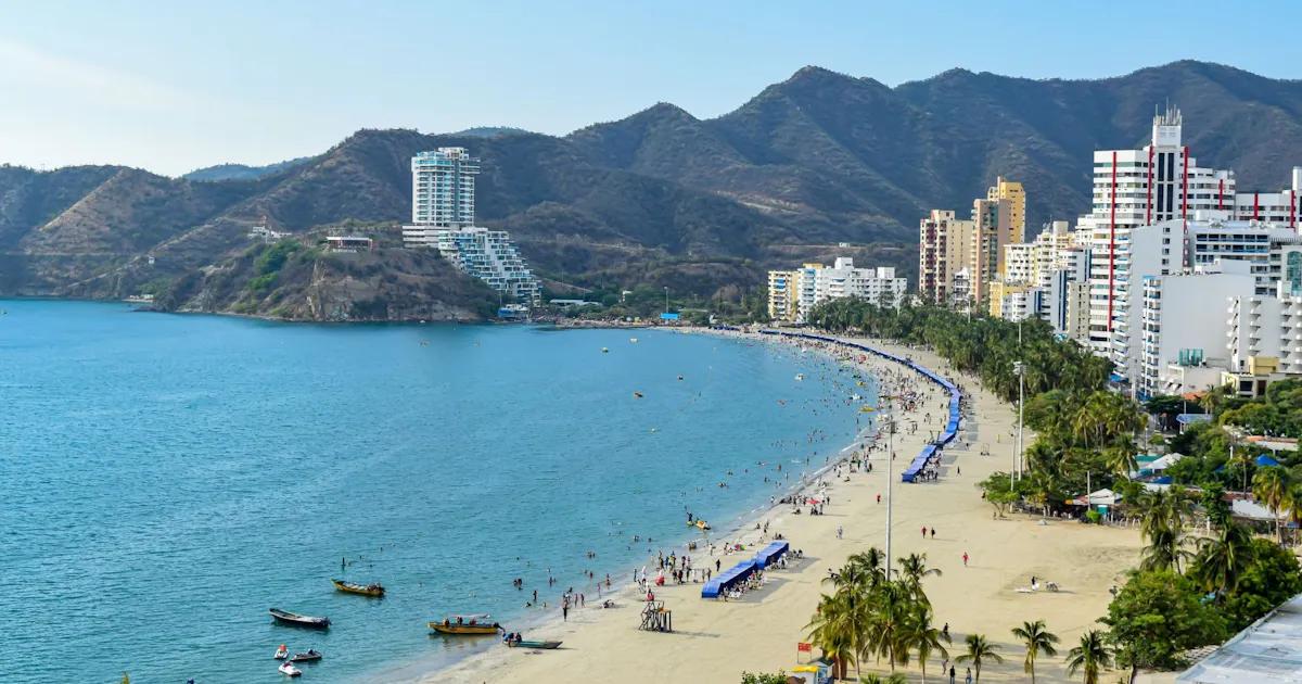 <b>Transportes y Turismo: Berlinas del Fonce SA y Berlinastur SA</b> - Un Análisis del Sector - Cuánto cuesta el pasaje en berlina de Barranquilla a Santa Marta transportes y turismo berlinas del fonce sa berlinastur sa - Cuánto cuesta el pasaje en berlina de Barranquilla a Santa Marta