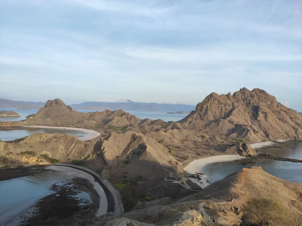 Isla Komodo: Turismo, Precios y Guía Completa para tu Aventura - Cuánto cuesta la entrada al parque de Komodo isla komodo turismo - Cuánto cuesta la entrada al parque de Komodo