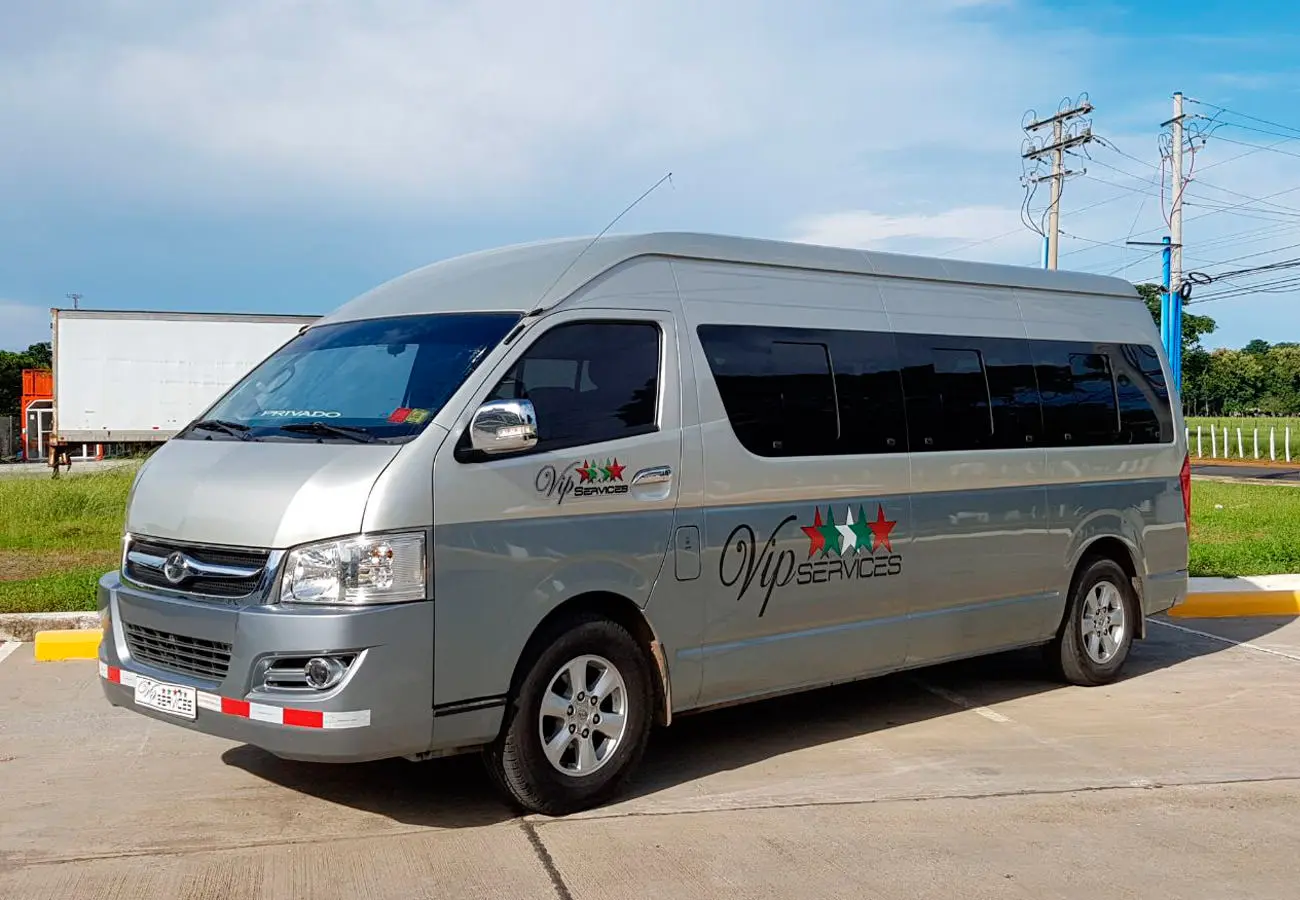 transporte de turismo en chiriqui - Cuánto cuesta un autobús a Chiriquí