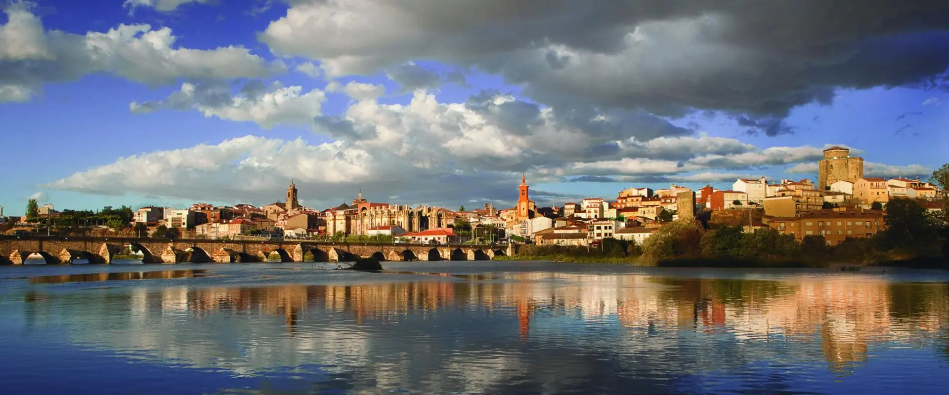 alba de tormes turismo - Cuánto está Alba de Tormes de Salamanca