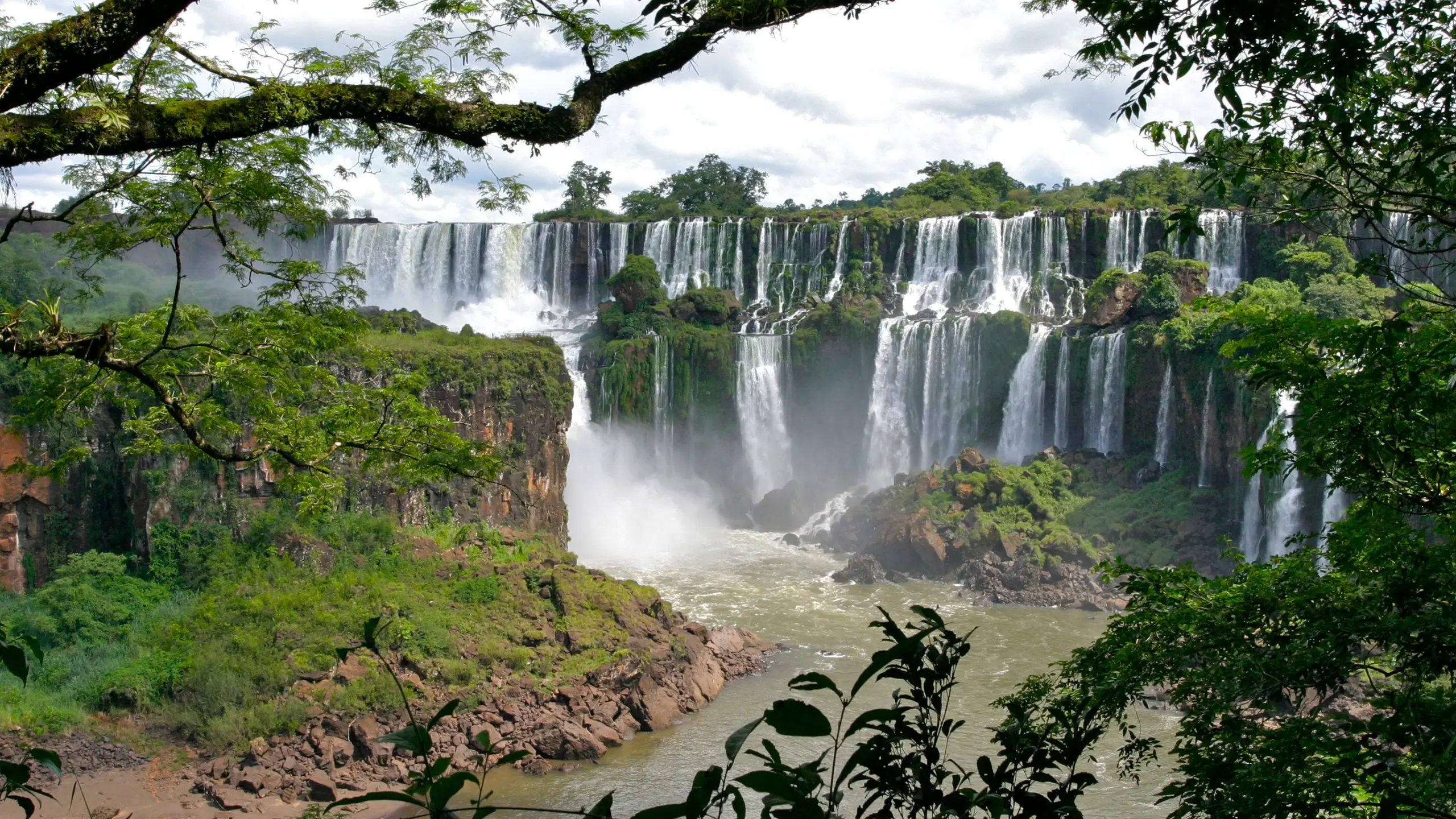 foz de iguazu turismo argentina - Cuánto se tarda en cruzar de Puerto Iguazú a Foz