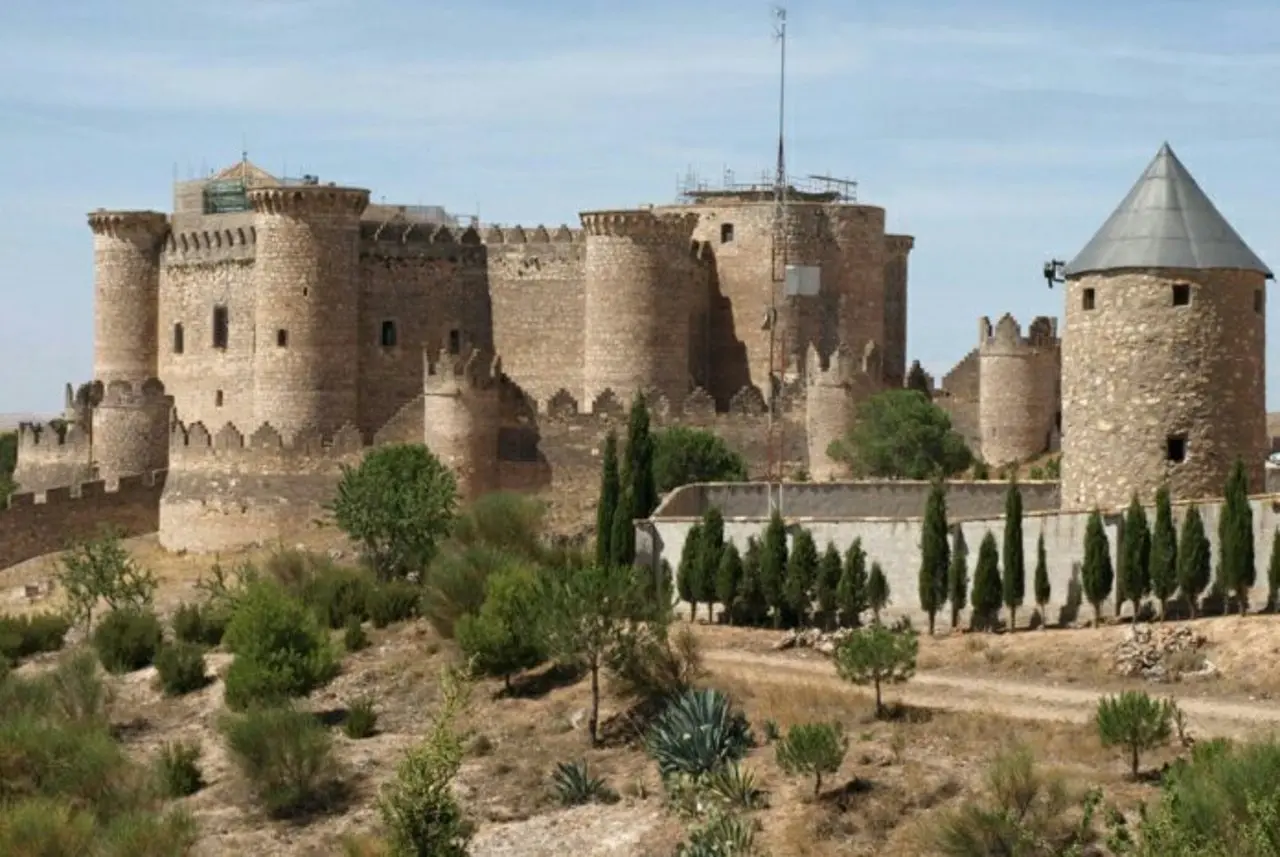 Castillo de Belmonte: Guía completa para tu visita - Cuánto se tarda en ver el castillo de Belmonte belmonte cuenca turismo - Cuánto se tarda en ver el castillo de Belmonte
