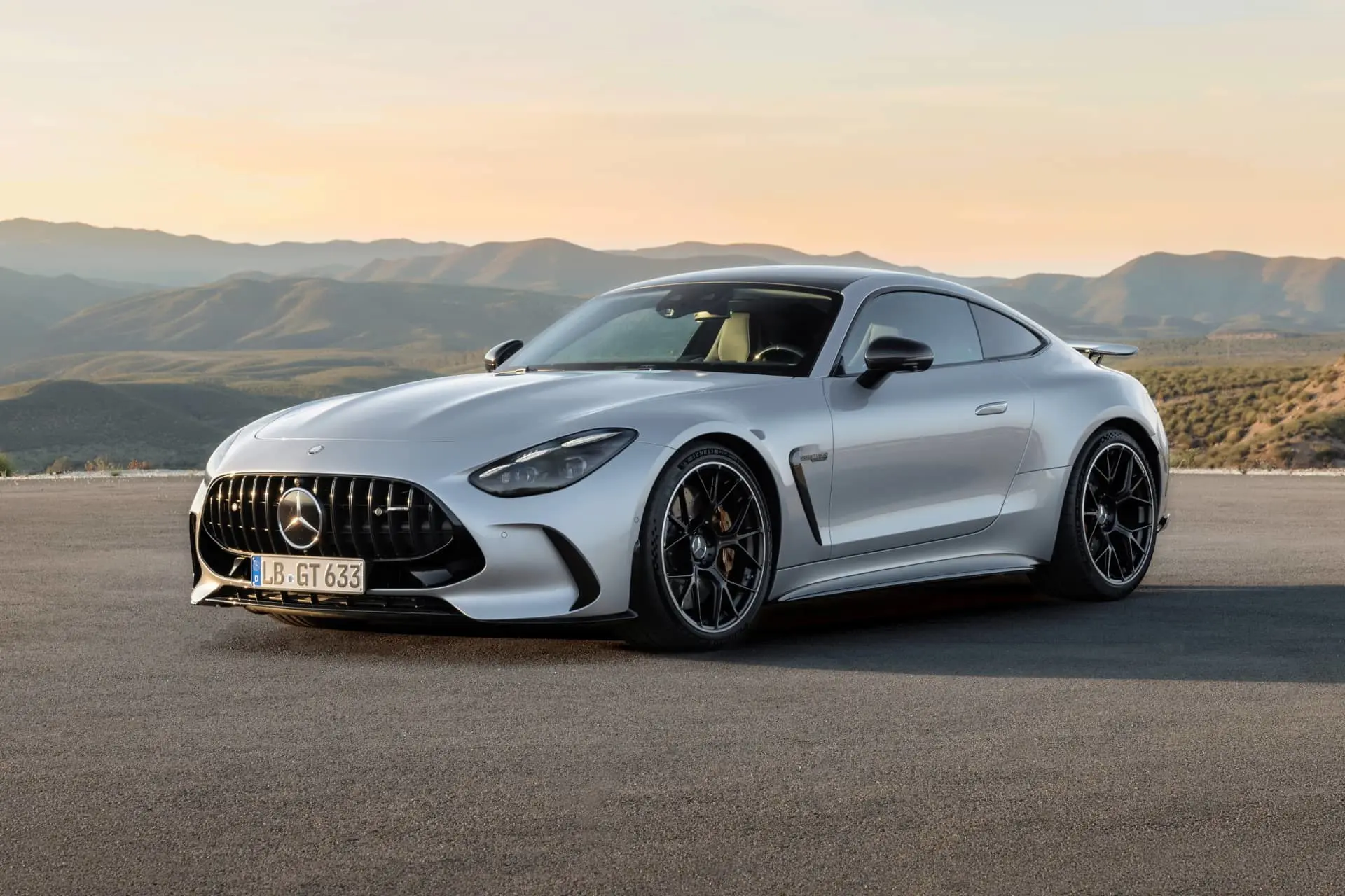 Mercedes-Benz: Fiabilidad, Lujo y Alto Rendimiento - Cuánto vale el Mercedes-Benz AMG GT auto merces turismo - Cuánto vale el Mercedes-Benz AMG GT