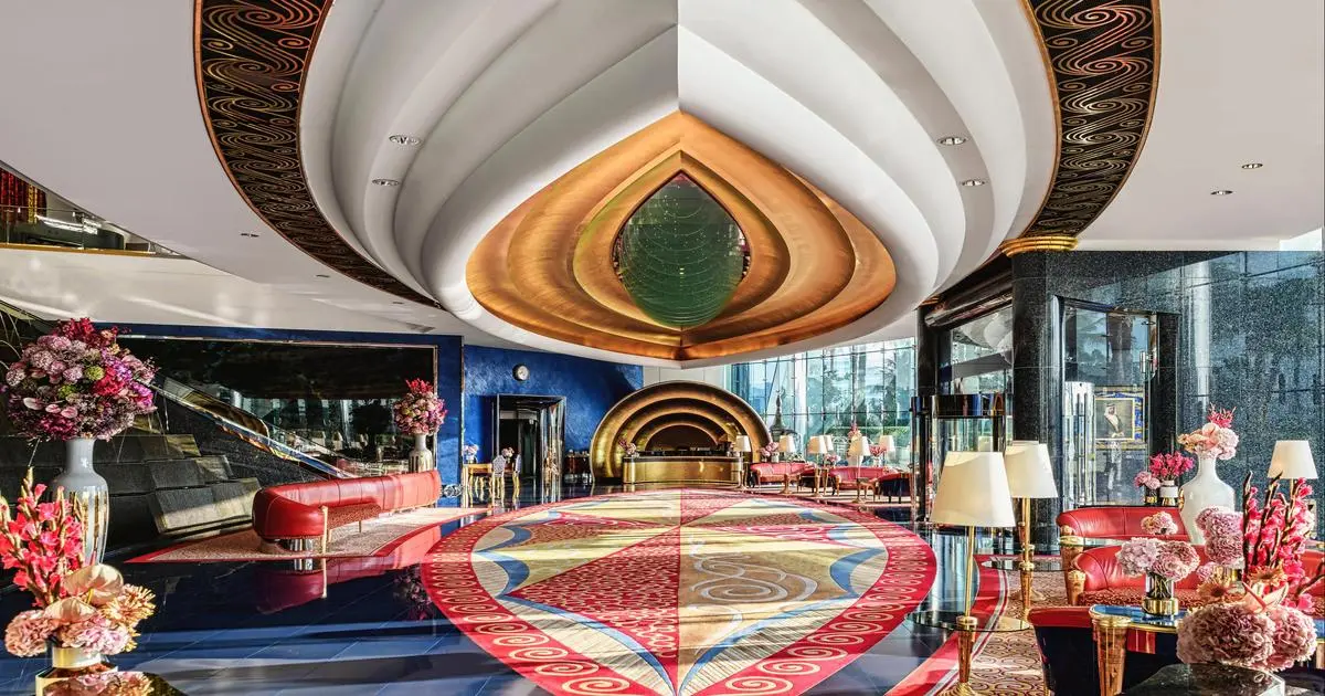 turismo hoteles dubai - Cuánto vale una noche en el hotel 7 estrellas de Dubái