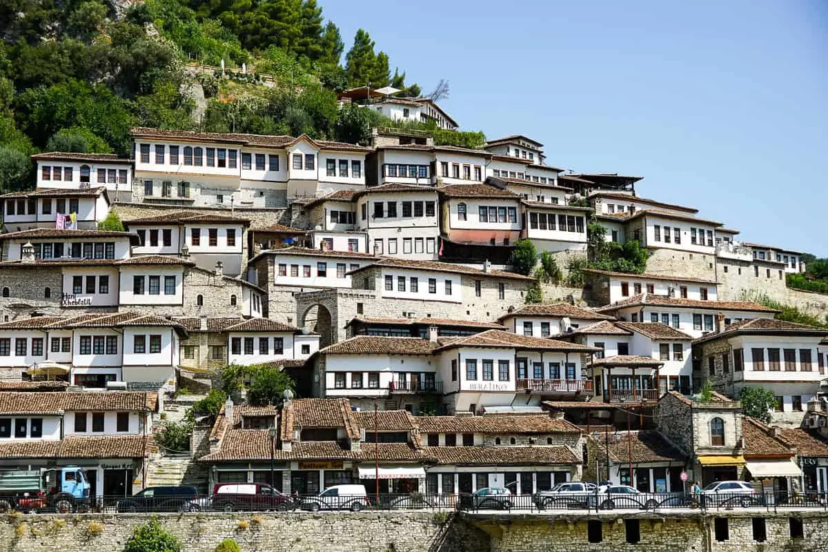 berat albania turismo - Cuántos días pasar en Berat