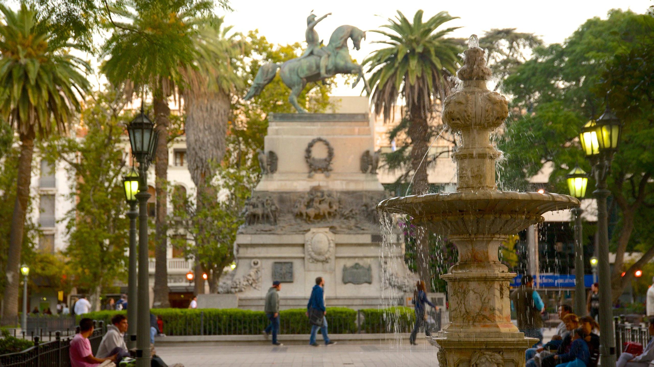 comuna de retiro turismo - Cuántos habitantes hay en la comuna de Retiro
