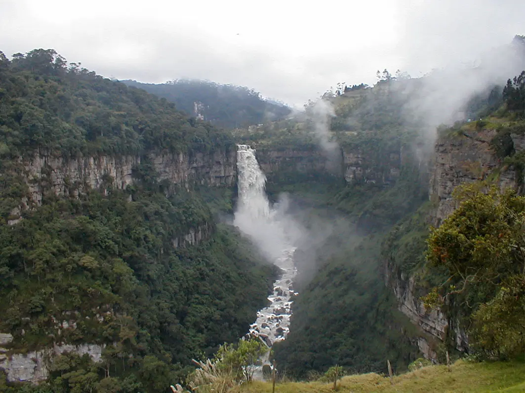 San Antonio del Tequendama: Turismo en un Pueblo Encantador - Cuántos metros tiene la cascada del Tequendama san antonio del tequendama turismo - Cuántos metros tiene la cascada del Tequendama