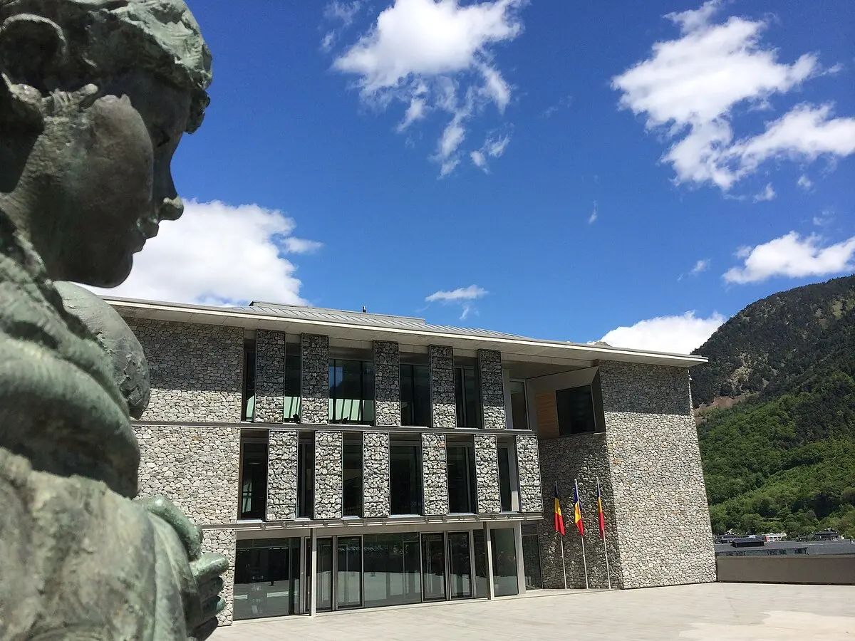 Guía Completa de Turismo en Andorra la Vella: Qué ver, hacer y disfrutar en la capital andorrana - Donde está la capital de Andorra oficina turismo andorra la vella - Donde está la capital de Andorra