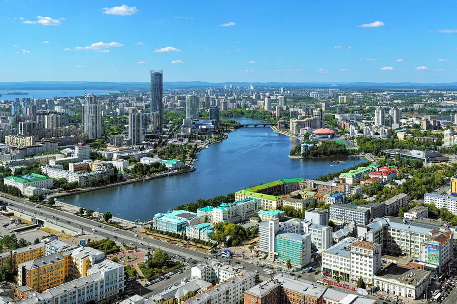 ekaterimburgo rusia turismo - Es Ekaterimburgo una ciudad bonita