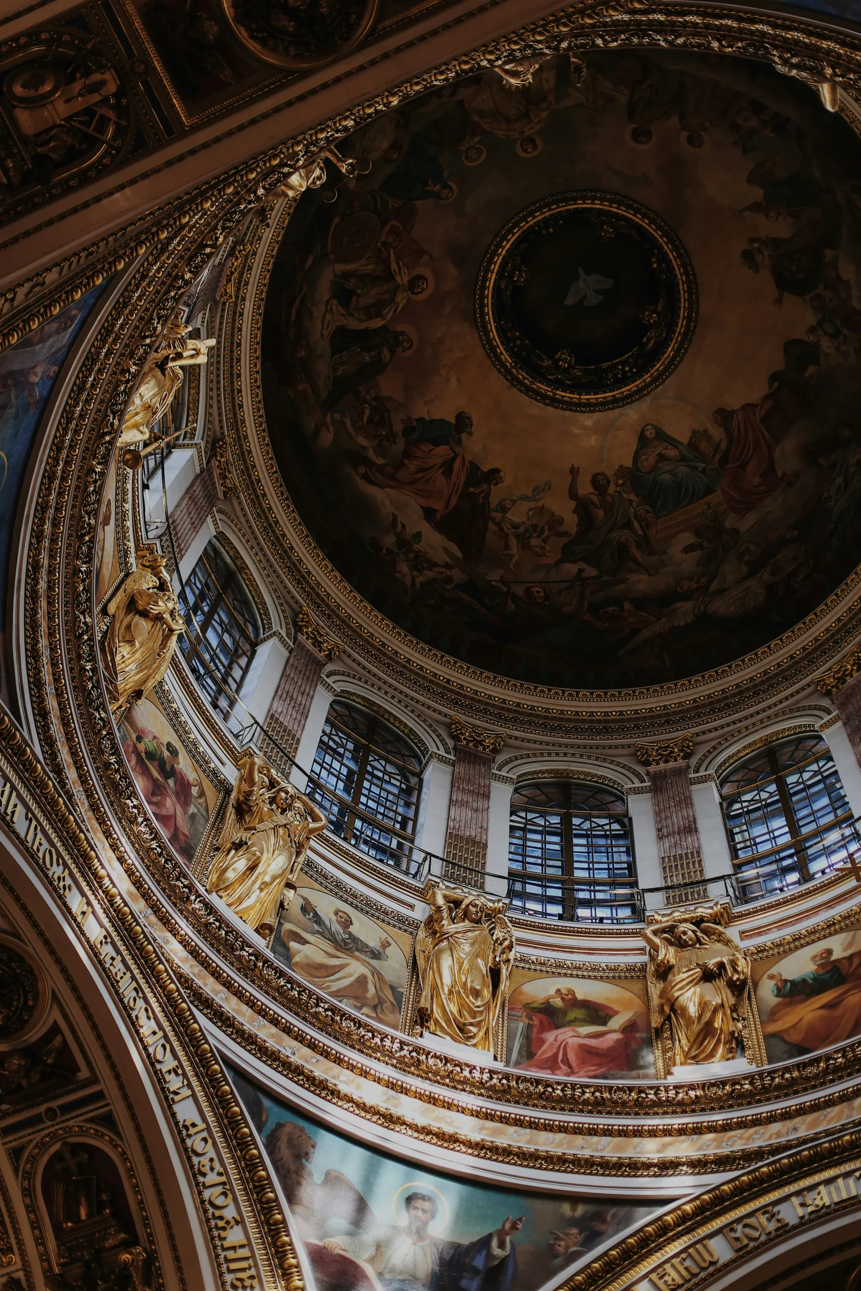 Palacio de Invierno: Turismo en el Corazón de San Petersburgo - Está todavía en pie el Palacio de Invierno palacio de invierno turismo - Está todavía en pie el Palacio de Invierno