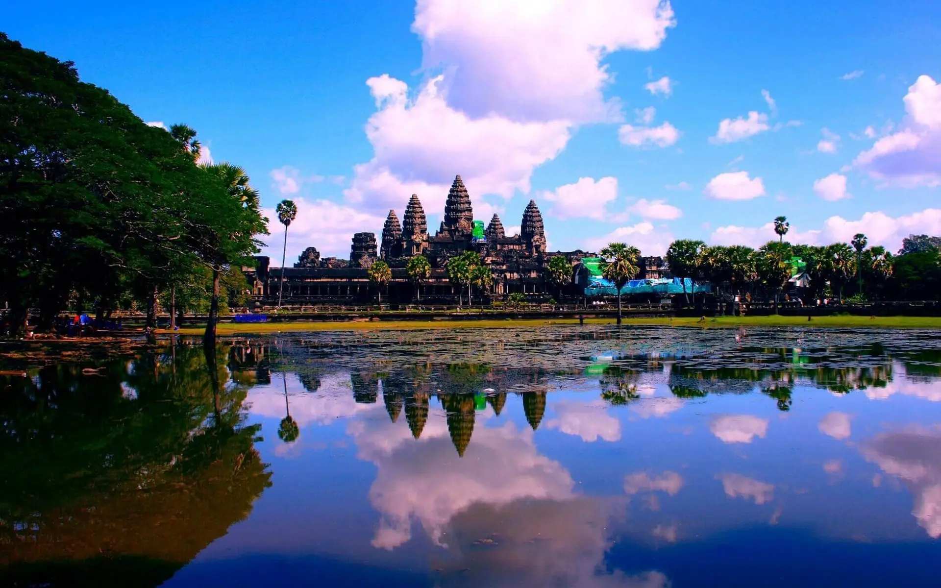 angkor wat turism - How many days is enough for Angkor Wat