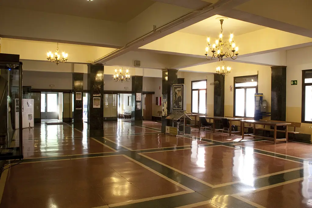 Facultad de Comercio y Turismo Avenida de Filipinas Madrid: Guía Completa de Estudios - Qué carreras tiene la Complutense de Madrid facultad de comercio y turismo avenida de filipinas madrid - Qué carreras tiene la Complutense de Madrid