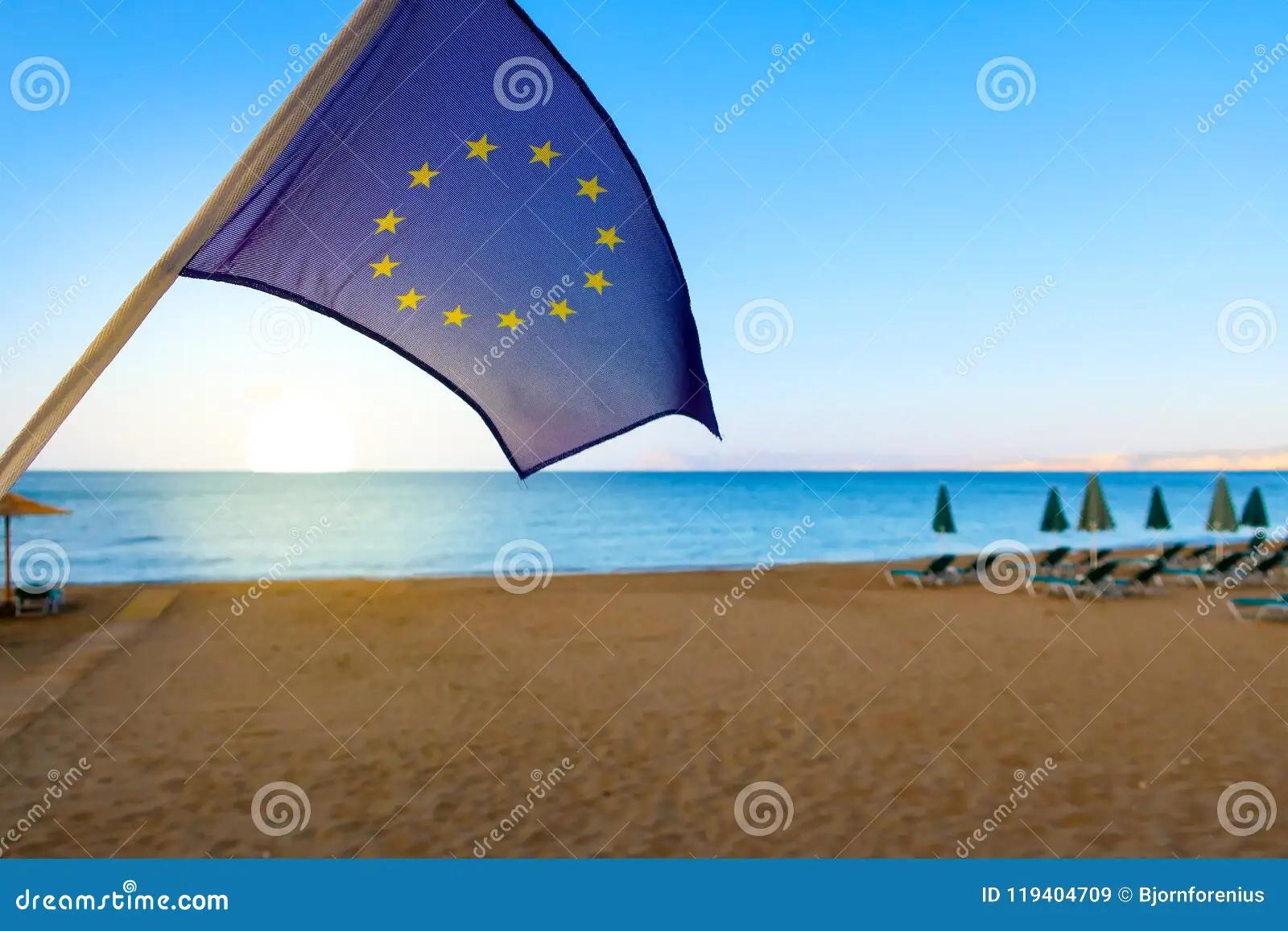 europ bandera turismo - Qué color representa a Europa