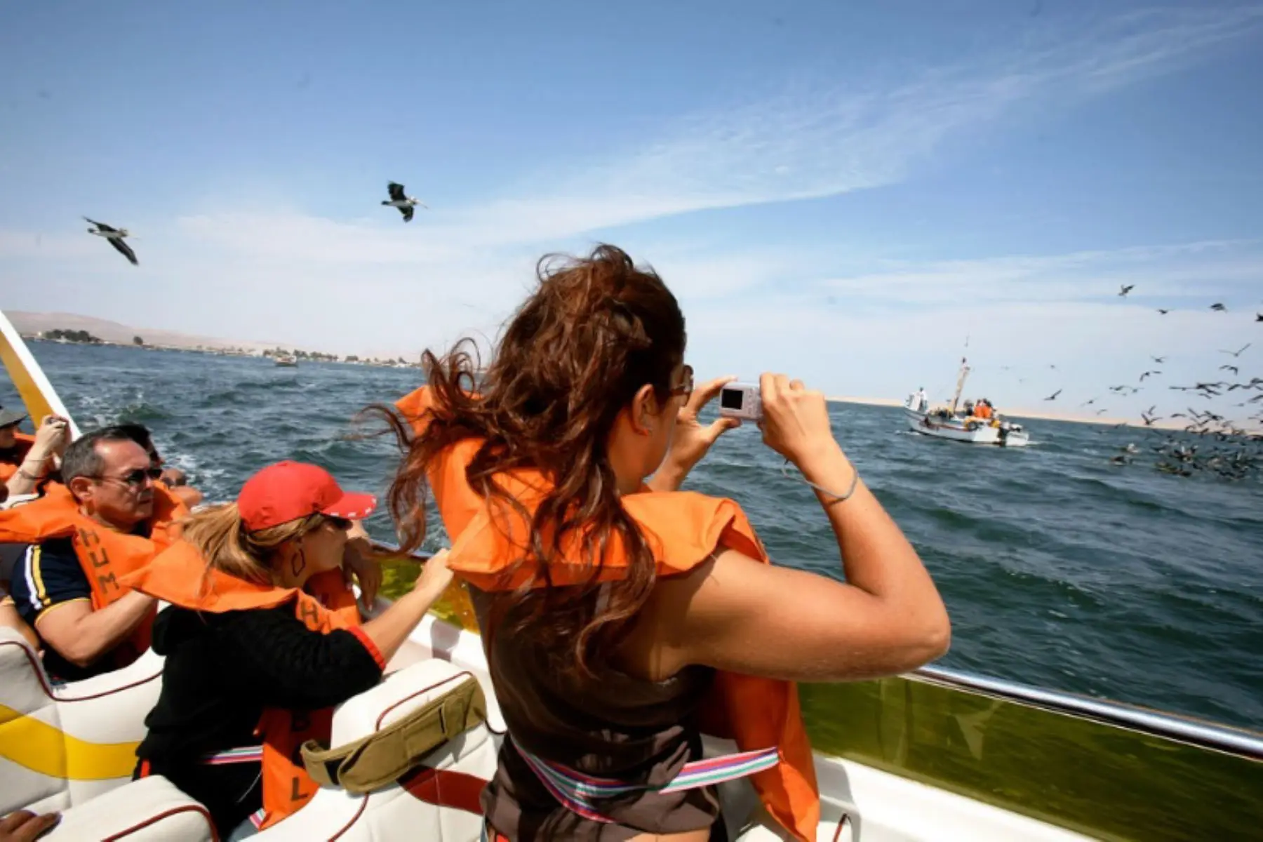 turismo es laborable - Qué diferencia hay entre feriado puente y día no laborable