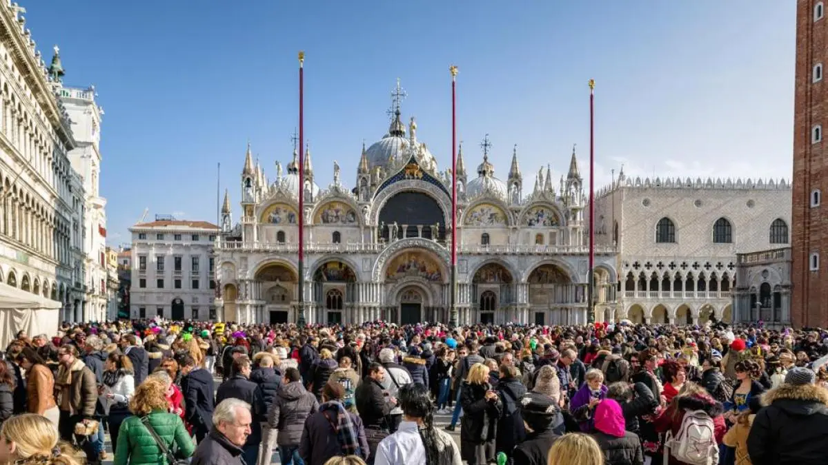 terribles efectos del turismo de masas en la ciudad italiana - Qué efectos negativos tiene el turismo en Venecia