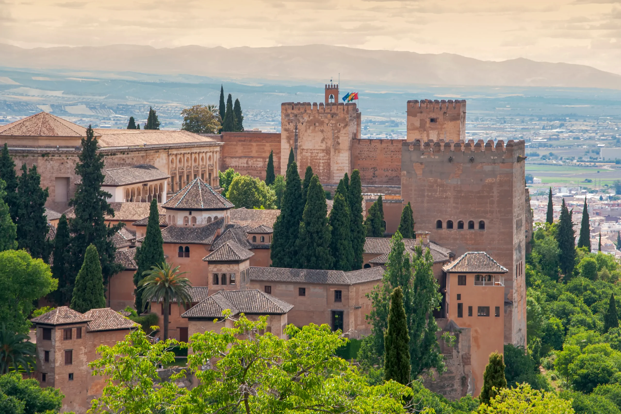 Entradas Alhambra: Guía Completa para tu Visita - Qué entrada es mejor para ver la Alhambra patronato turismo granada entradas alhambra - Qué entrada es mejor para ver la Alhambra
