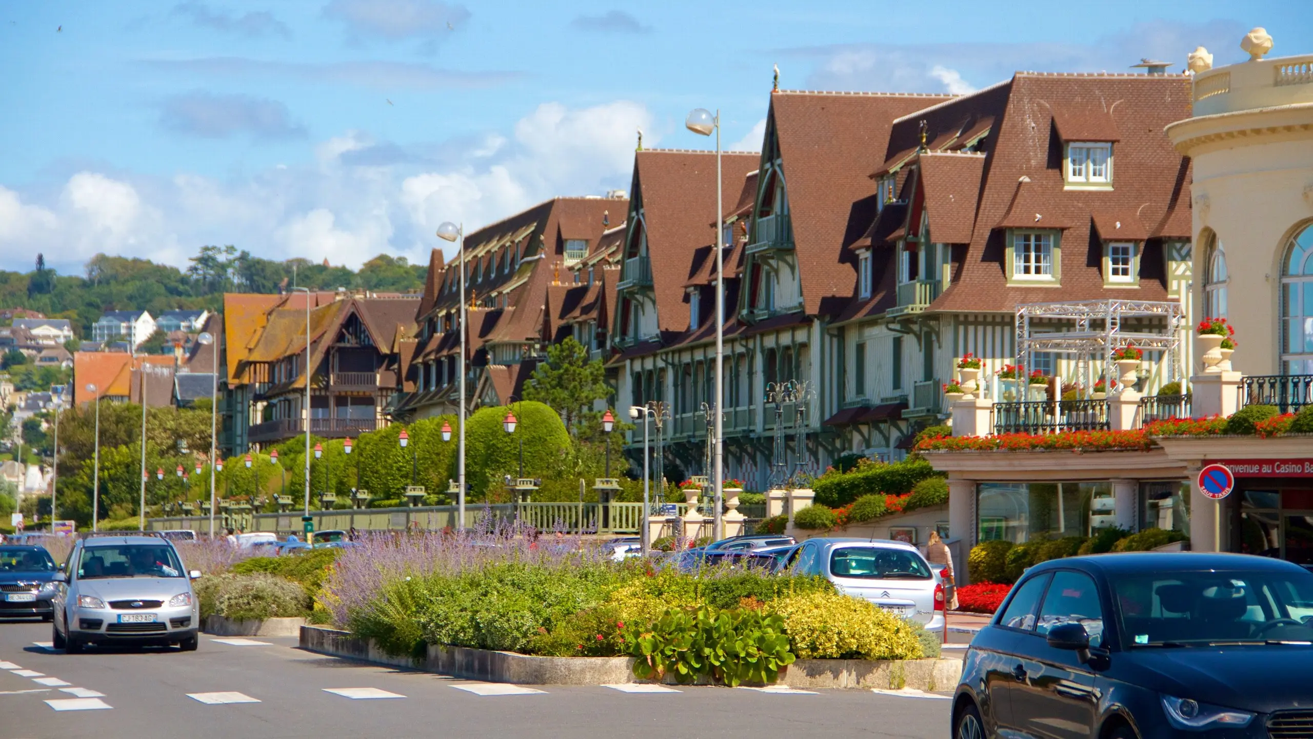 Deauville: Turismo en la Perla de Normandía - Qué es Deauville, Francia deauville turismo - Qué es Deauville, Francia