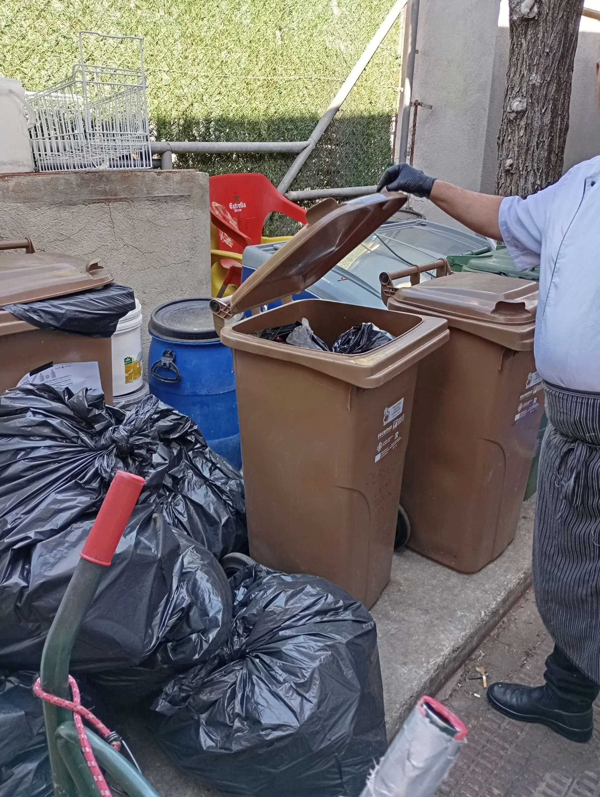 el turismo y la basura - Qué es el turismo basura